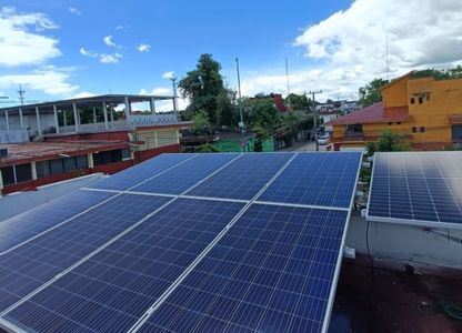 Proyecto Palenque Chiapas 16 paneles solares